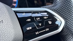 2023 (72) VOLKSWAGEN GOLF 2.0 TDI 150 R-Line 5dr 5260896