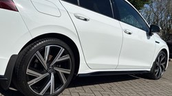 2023 (72) VOLKSWAGEN GOLF 2.0 TDI 150 R-Line 5dr 5260909