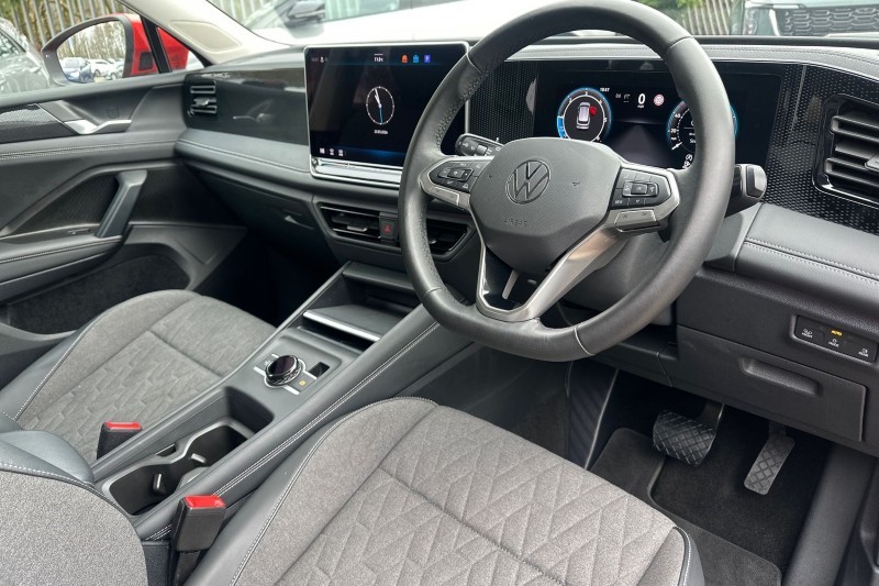 2024 (74) VOLKSWAGEN TIGUAN 2.0 TDI Match 5dr DSG 5208322