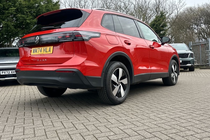 2024 (74) VOLKSWAGEN TIGUAN 2.0 TDI Match 5dr DSG 5208350