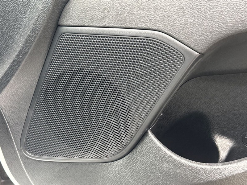 2025 (75) KIA STONIC 1.0T GDi 98 GT-Line 5dr 5237375