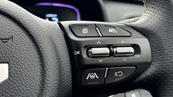 2025 (75) KIA STONIC 1.0T GDi 98 GT-Line 5dr 5237382