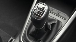 2025 (75) KIA STONIC 1.0T GDi 98 GT-Line 5dr 5237391