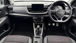 2025 (75) KIA STONIC 1.0T GDi 98 GT-Line 5dr 5237372