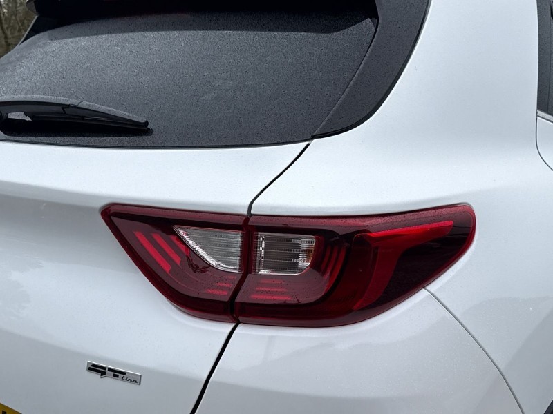 2025 (75) KIA STONIC 1.0T GDi 98 GT-Line 5dr 5237400