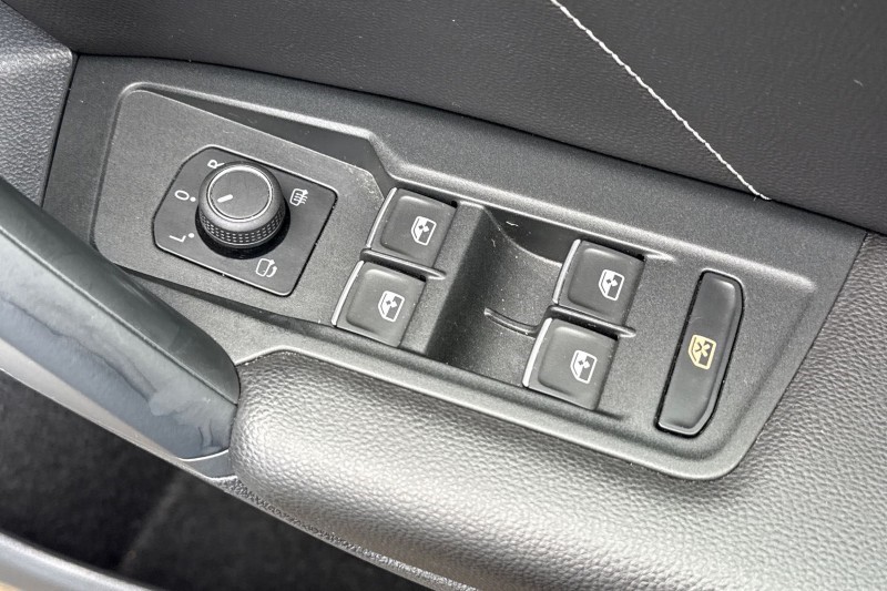 2026 (26) VOLKSWAGEN TIGUAN 1.5 TSI 150 R-Line 5dr DSG 5233573