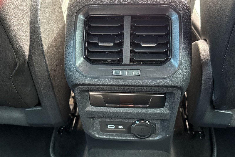 2026 (26) VOLKSWAGEN TIGUAN 1.5 TSI 150 R-Line 5dr DSG 5233597