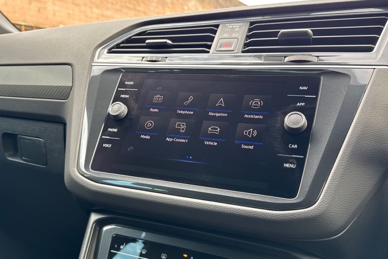 2026 (26) VOLKSWAGEN TIGUAN 1.5 TSI 150 R-Line 5dr DSG 5233581