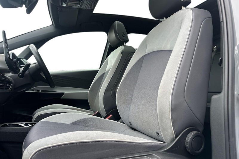 2021 (71) VOLKSWAGEN ID.3 150kW Family Pro Performance 58kWh 5dr Auto 5295993