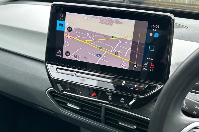 2021 (71) VOLKSWAGEN ID.3 150kW Family Pro Performance 58kWh 5dr Auto 5296014