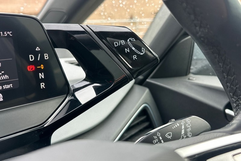 2021 (71) VOLKSWAGEN ID.3 150kW Family Pro Performance 58kWh 5dr Auto 5296021