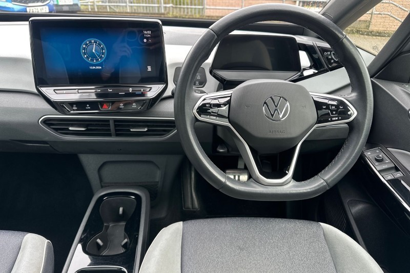 2021 (71) VOLKSWAGEN ID.3 150kW Family Pro Performance 58kWh 5dr Auto 5296012