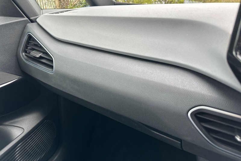 2021 (71) VOLKSWAGEN ID.3 150kW Family Pro Performance 58kWh 5dr Auto 5296020