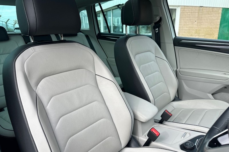 2023 (23) VOLKSWAGEN TIGUAN 2.0 TDI 4Motion Elegance 5dr DSG 5361487