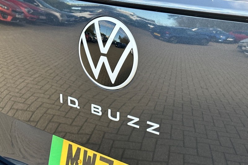 2024 (74) VOLKSWAGEN ID. BUZZ 210kW Life Pro 79kWh 5dr Auto 5309447
