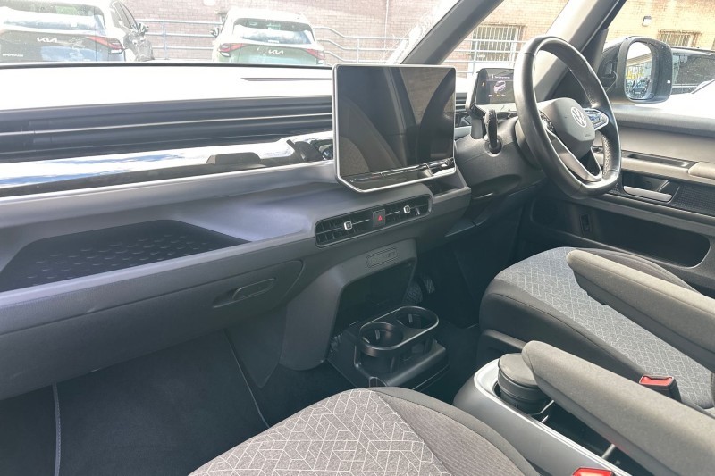 2024 (74) VOLKSWAGEN ID. BUZZ 210kW Life Pro 79kWh 5dr Auto 5309439