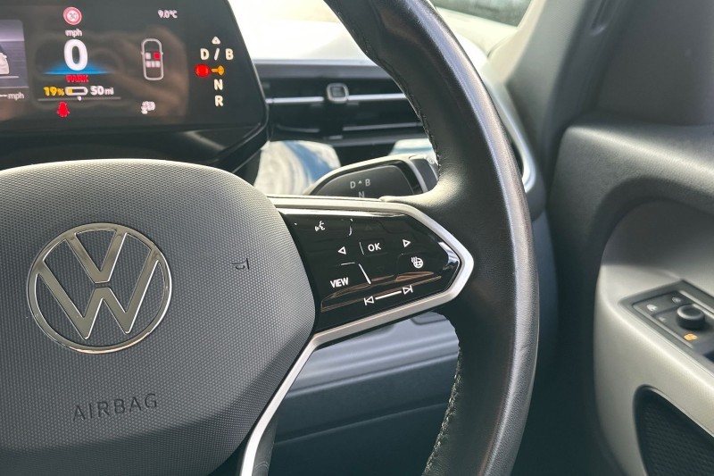 2024 (74) VOLKSWAGEN ID. BUZZ 210kW Life Pro 79kWh 5dr Auto 5309426