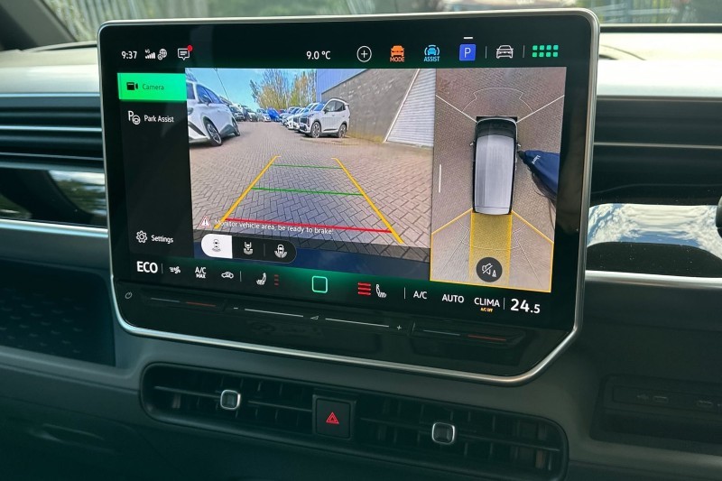 2024 (74) VOLKSWAGEN ID. BUZZ 210kW Life Pro 79kWh 5dr Auto 5309431