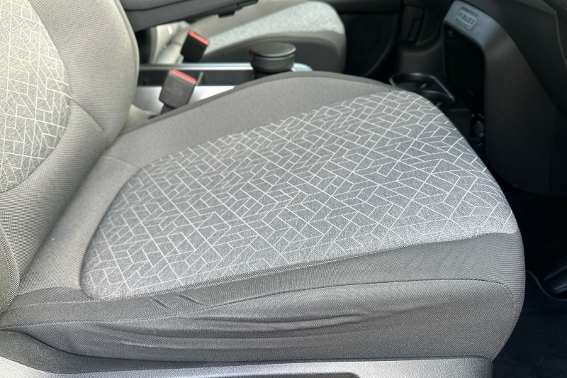 2024 (74) VOLKSWAGEN ID. BUZZ 210kW Life Pro 79kWh 5dr Auto 5309422