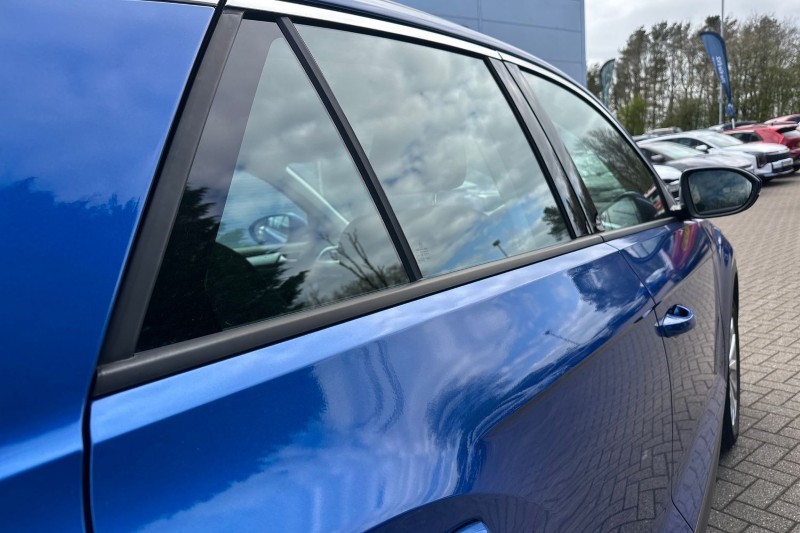 2023 (23) VOLKSWAGEN T-ROC 1.0 TSI Life 5dr 5279827