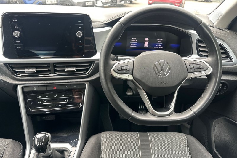 2023 (23) VOLKSWAGEN T-ROC 1.0 TSI Life 5dr 5279816