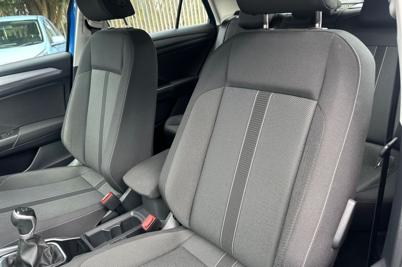 2023 (23) VOLKSWAGEN T-ROC 1.0 TSI Life 5dr 5279824