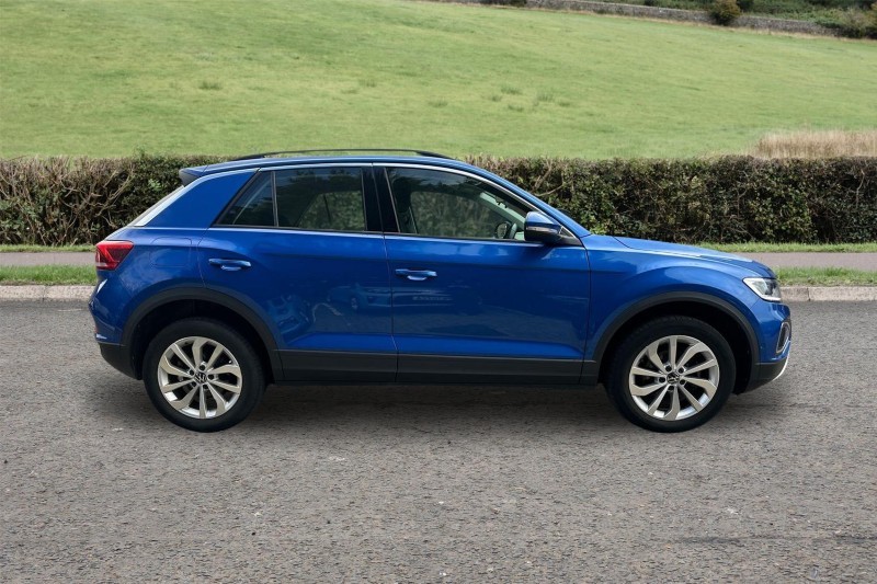 2023 (23) VOLKSWAGEN T-ROC 1.0 TSI Life 5dr 5279800