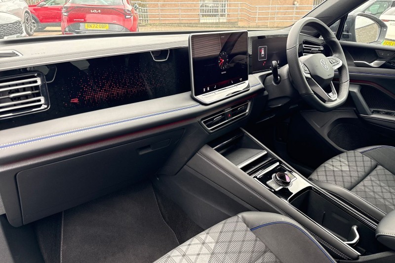 2025 (25) VOLKSWAGEN TIGUAN 1.5 eTSI 150 R-Line 5dr DSG 5233190