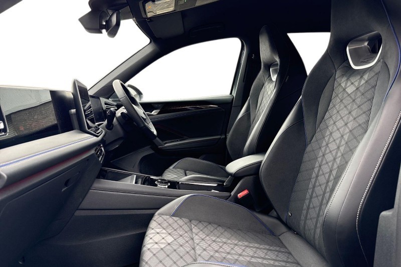 2025 (25) VOLKSWAGEN TIGUAN 1.5 eTSI 150 R-Line 5dr DSG 5233162