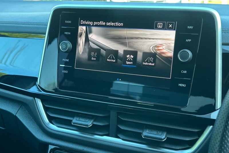 2023 (23) VOLKSWAGEN T-ROC 1.5 TSI R-Line 5dr DSG 5285600