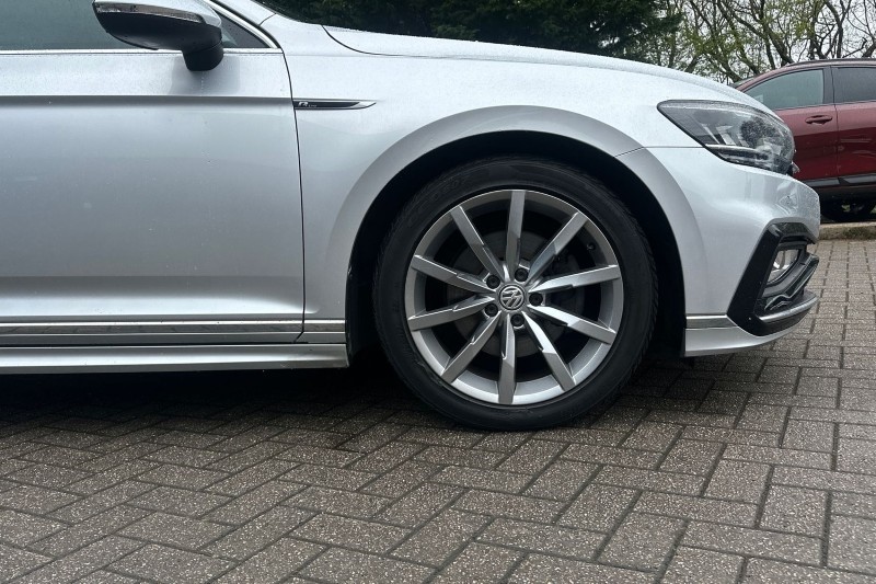 2019 (69) VOLKSWAGEN PASSAT 2.0 TDI SCR 190 R-Line 5dr DSG 5272343