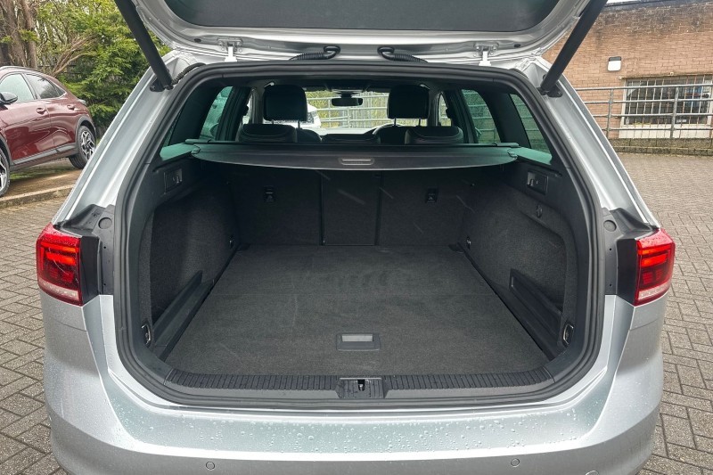 2019 (69) VOLKSWAGEN PASSAT 2.0 TDI SCR 190 R-Line 5dr DSG 5272368