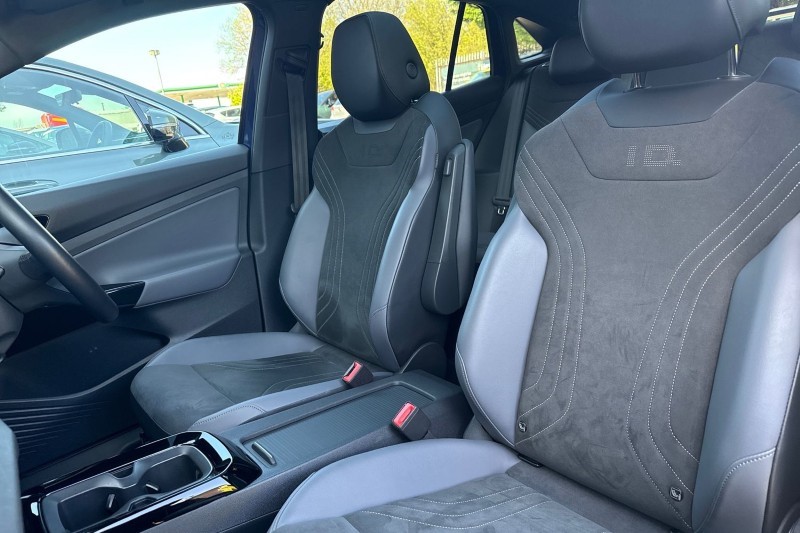 2022 (72) VOLKSWAGEN ID.5 150kW Style Pro Performance 77kWh 5dr Auto 5284346