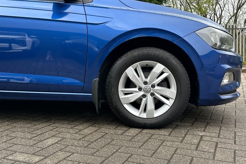 2018 (68) VOLKSWAGEN POLO 1.0 TSI 95 SE 5dr 5296521