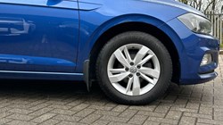 2018 (68) VOLKSWAGEN POLO 1.0 TSI 95 SE 5dr 5296521