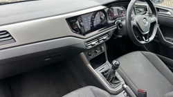 2018 (68) VOLKSWAGEN POLO 1.0 TSI 95 SE 5dr 5296543