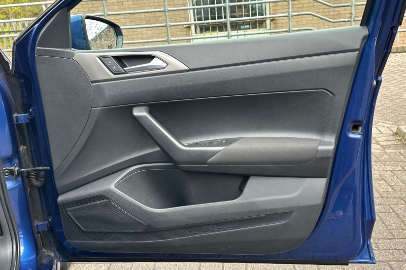 2018 (68) VOLKSWAGEN POLO 1.0 TSI 95 SE 5dr 5296525