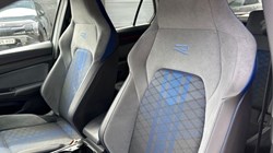 2022 (72) VOLKSWAGEN GOLF 2.0 TSI 320 R 4Motion 5dr DSG 5301164