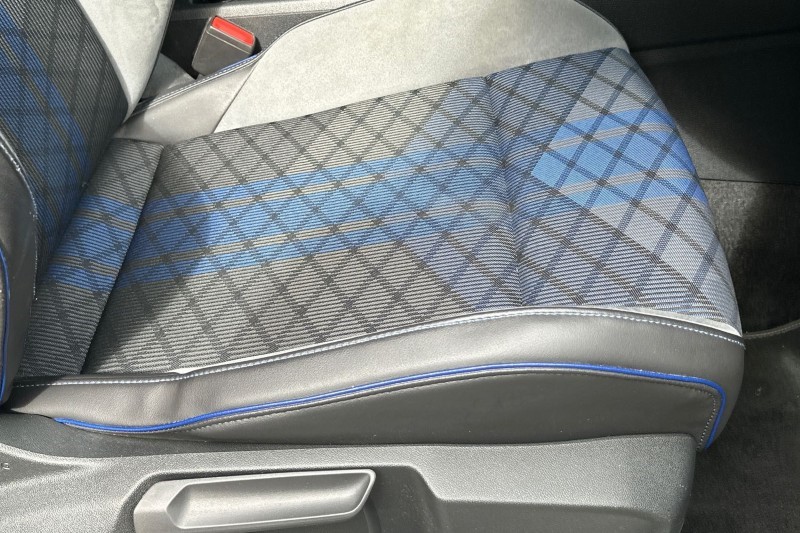 2022 (72) VOLKSWAGEN GOLF 2.0 TSI 320 R 4Motion 5dr DSG 5301148