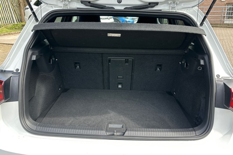 2022 (72) VOLKSWAGEN GOLF 2.0 TSI 320 R 4Motion 5dr DSG 5301166