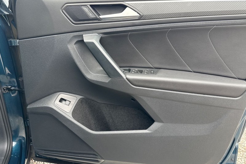 2023 (23) VOLKSWAGEN TIGUAN 1.5 TSI 150 R-Line 5dr DSG 5249130