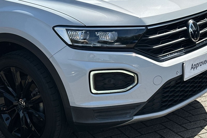 2021 (71) VOLKSWAGEN T-ROC 1.0 TSI 110 Black Edition 5dr 5305572