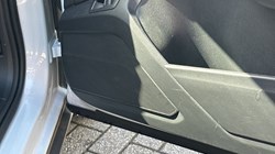 2021 (71) VOLKSWAGEN T-ROC 1.0 TSI 110 Black Edition 5dr 5305550