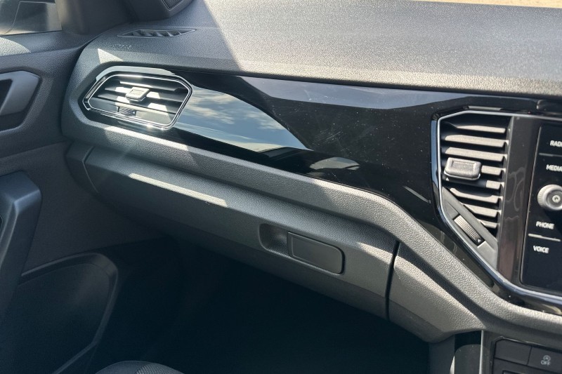 2021 (71) VOLKSWAGEN T-ROC 1.0 TSI 110 Black Edition 5dr 5305565