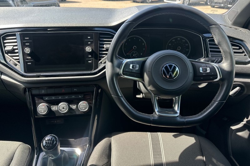 2021 (71) VOLKSWAGEN T-ROC 1.0 TSI 110 Black Edition 5dr 5305559