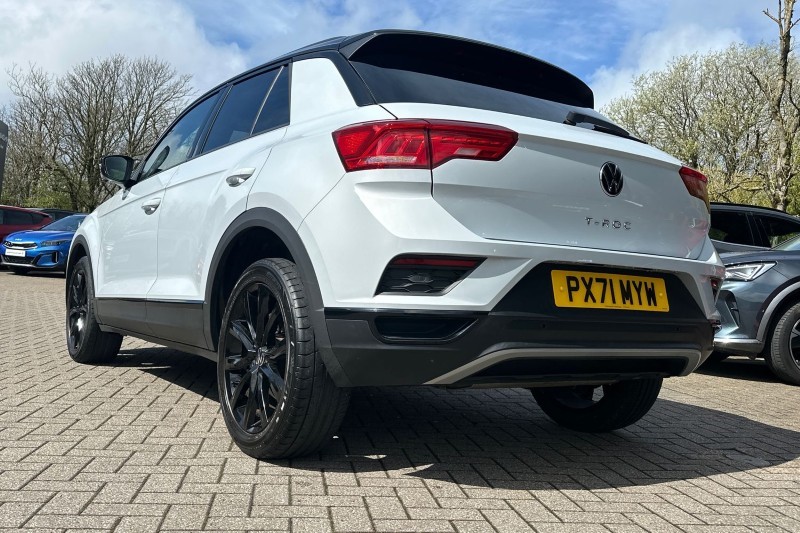 2021 (71) VOLKSWAGEN T-ROC 1.0 TSI 110 Black Edition 5dr 5305575