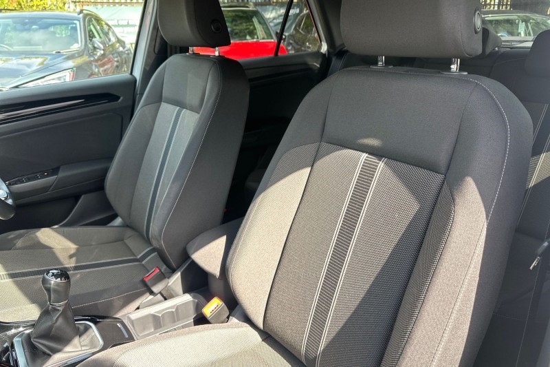 2021 (71) VOLKSWAGEN T-ROC 1.0 TSI 110 Black Edition 5dr 5305567