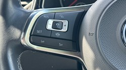 2021 (71) VOLKSWAGEN T-ROC 1.0 TSI 110 Black Edition 5dr 5305556