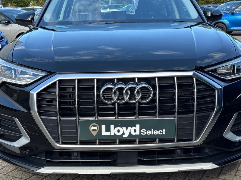 2022 (22) AUDI Q3 35 TFSI Sport 5dr S Tronic 5409980