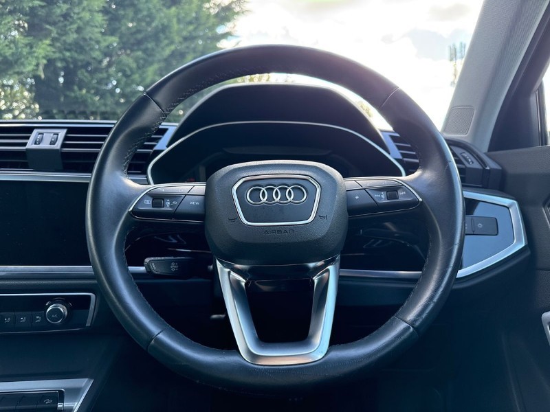 2022 (22) AUDI Q3 35 TFSI Sport 5dr S Tronic 5409963